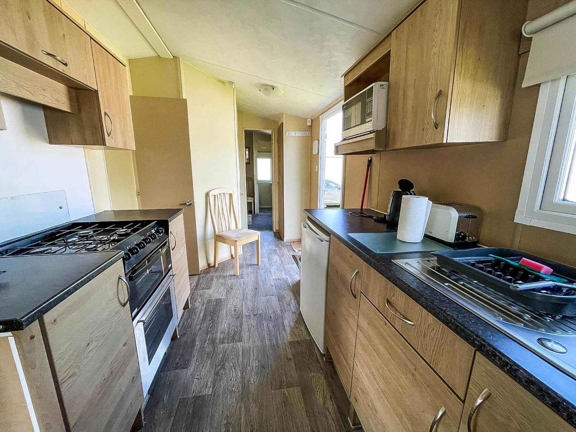 Lovely 6 Berth Caravan At Sunnydale Holiday Park Ref 35375S Louth  Exterior photo